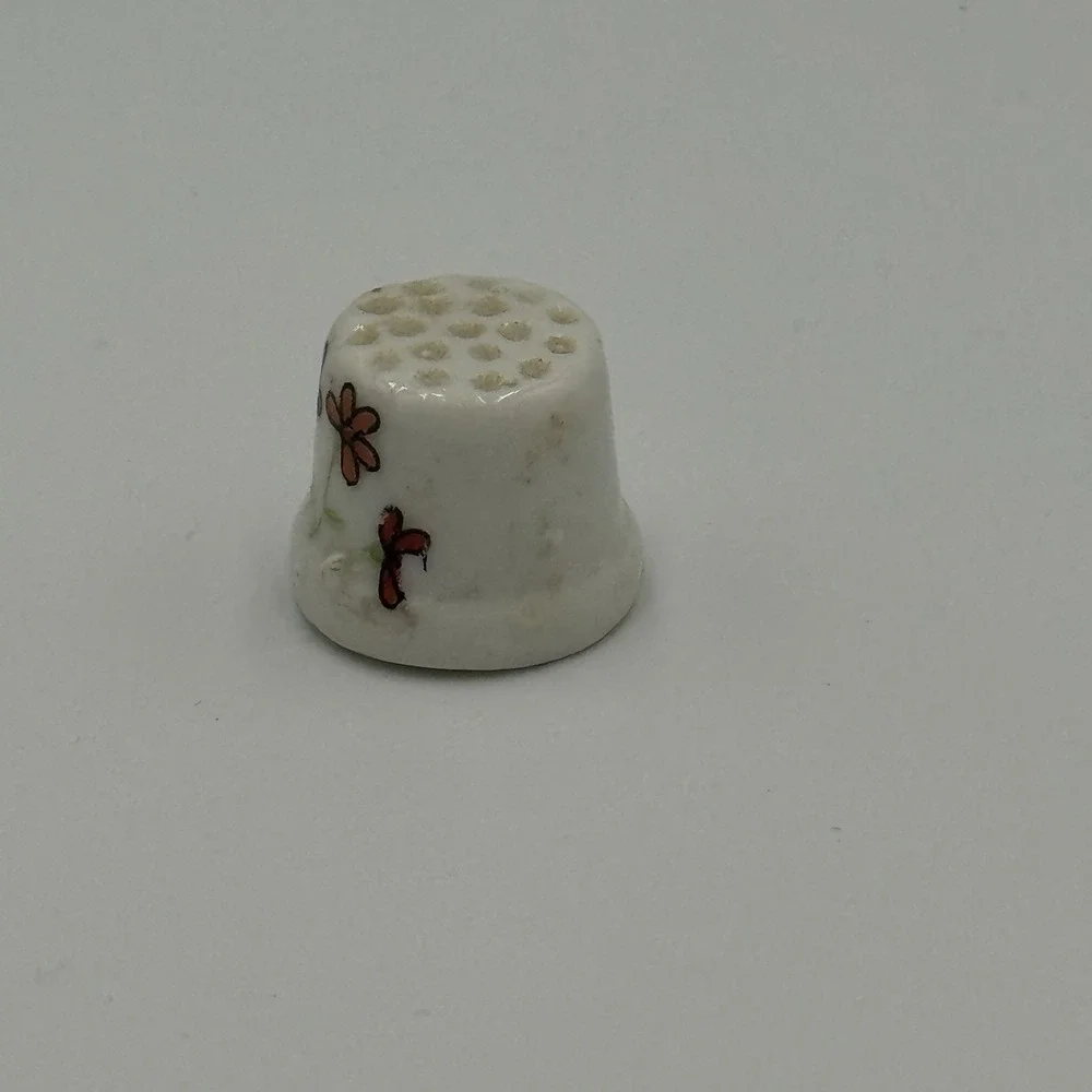 Daisy Flowers Orange‎ Red Thimble Porcelain Vintage 1